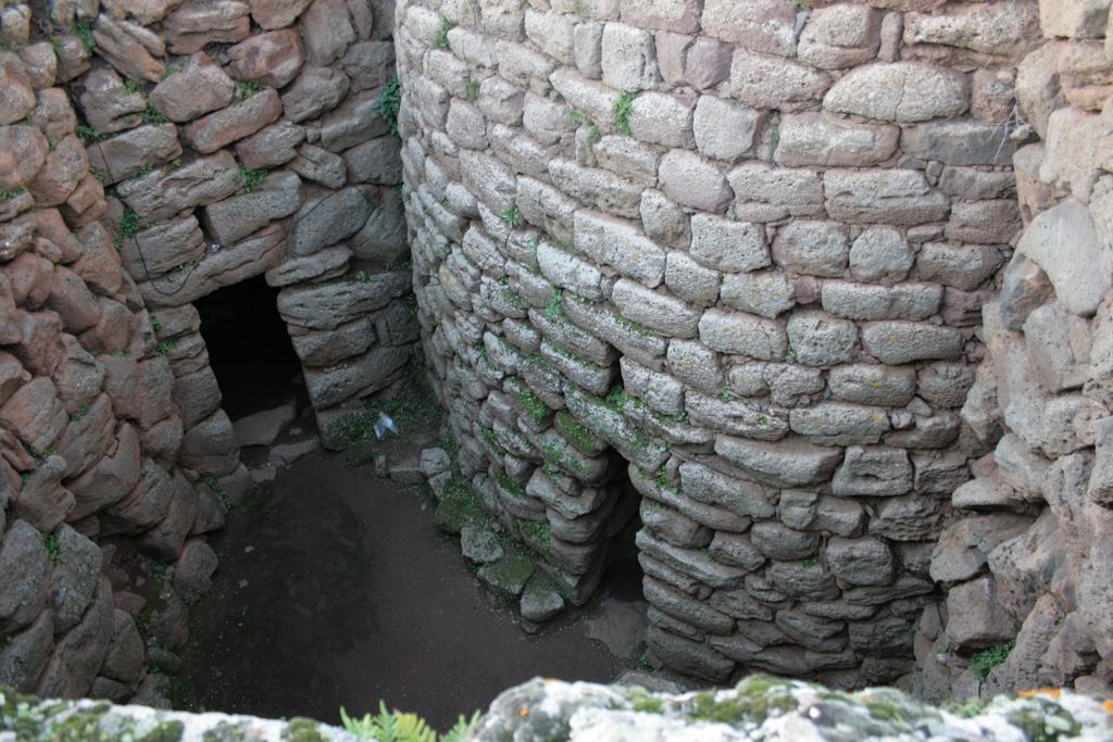 فندق Omu Axiu Orroli المظهر الخارجي الصورة
